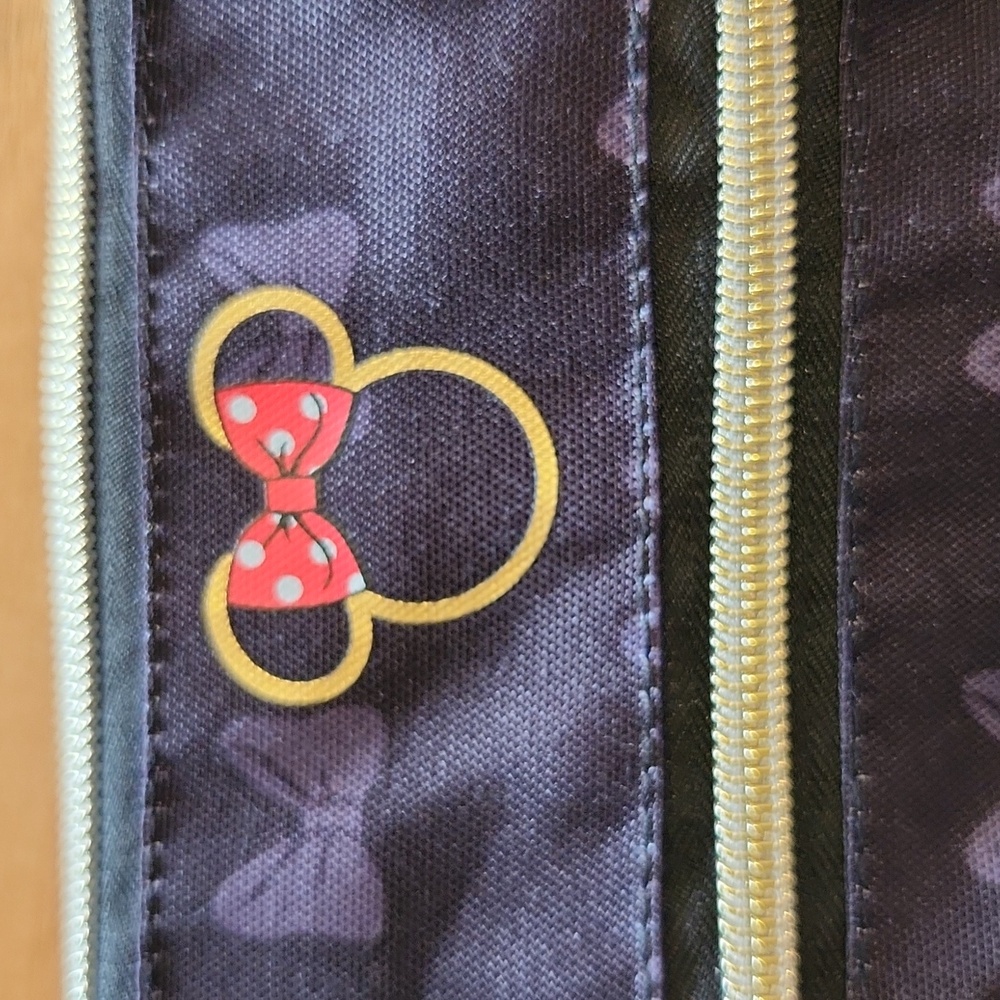 Loungefly Disney Minnie Mouse Crossbody Bag - Picture 3 of 11
